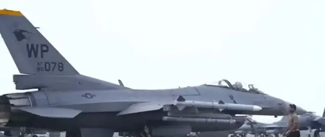 Business Insider: Переданные Украине истребители F-16 впервые в истории столкнутся с передовыми российскими боевыми системами